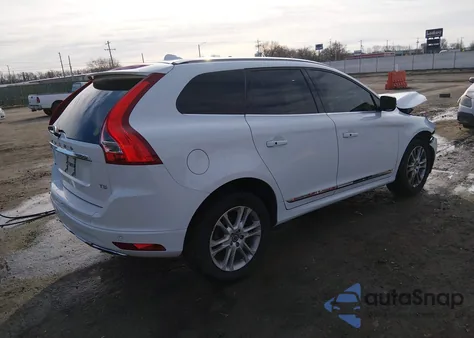 2015 Volvo Xc60 T5 Platinum z USA, uszkodzony, nr VIN YV440MDM9F2695370
